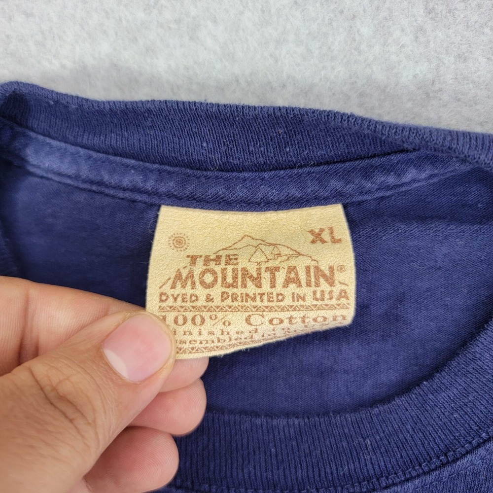 Vintage The Mountain Mens Wolf Tie Dye T Shirt  Leather Tag Size XL - Picture 4 of 8